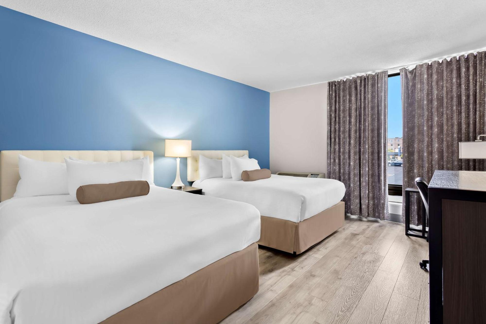 ฮาวเวิร์ด จอห์นสัน พลาซา โฮเต็ล บาย วินด์แฮม วินด์เซอร์ Hotel ภายนอก รูปภาพ